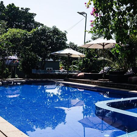 Teejays Bed And Breakfast กำปอต ภายนอก รูปภาพ